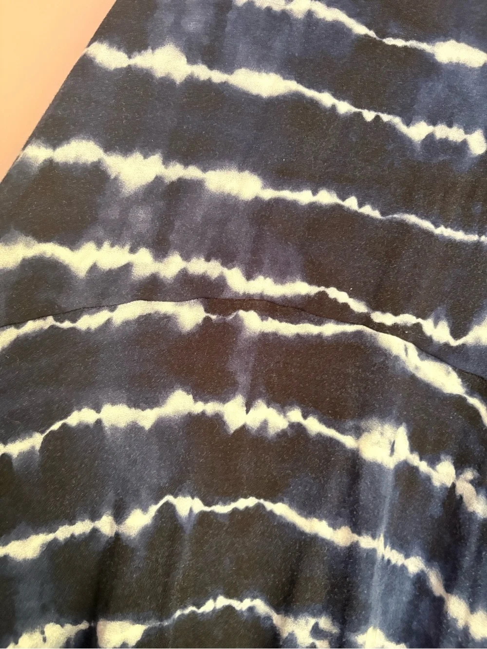 💚Athleta Navy and White Tie-Dye Maxi Dress